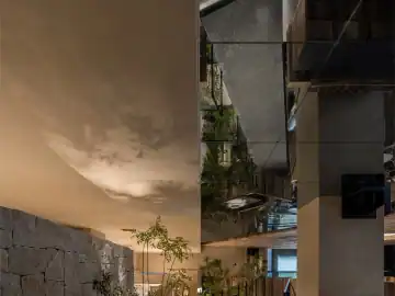 石壳中的木色山谷 · 实景照片