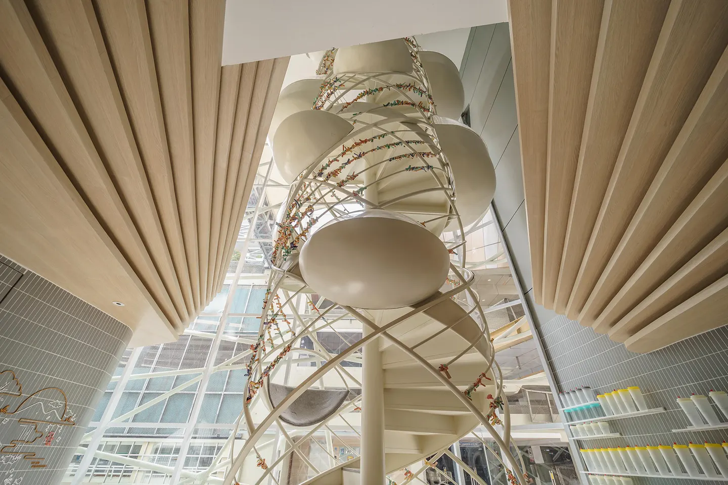 自然形态变成甜品空间 · 实景照片 · 空间细节
