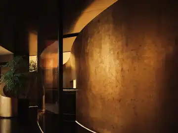 转轴画屏与竹影的东方餐叙 · 实景照片
