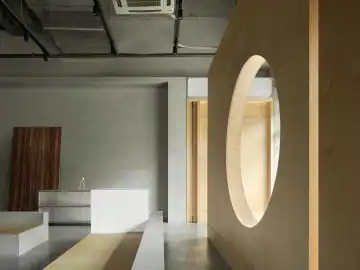 工业厂房中的材料小园 · 实景照片