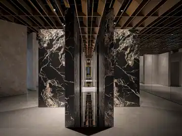 阵列与光墙中的材料展馆 · 实景照片